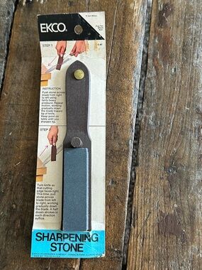 Vintage EKCO Sharpening Stone - in original packaging!